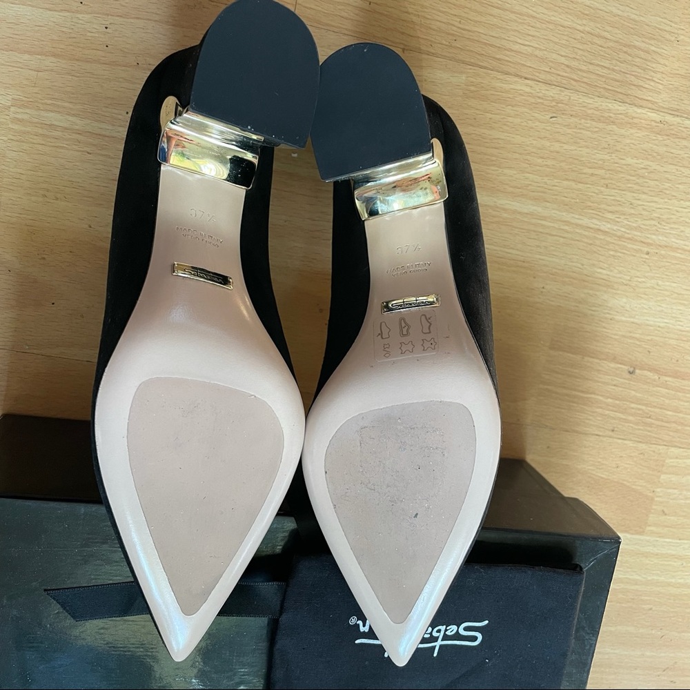 NWB Sebastian Milano Black Suede Pumps size 7.5 M - Picture 4 of 4